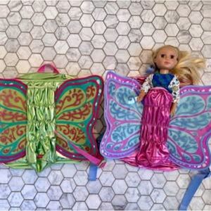 Green Flutter Wings Doll Carrier for WellieWishers™ Dolls